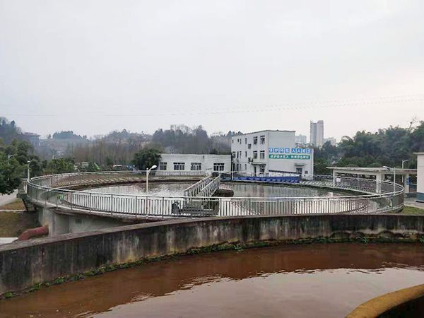 单周边刮吸泥机